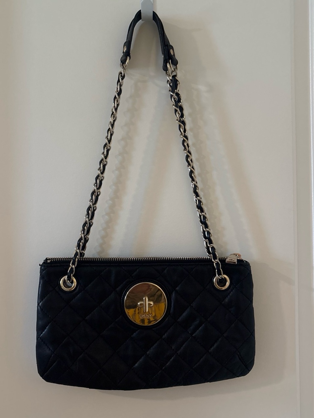 Dkny Black Quilted Shoulder Bag with Chain Strap and Logo Plaque